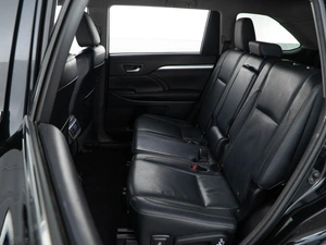 Внедорожник Toyota Highlander 2014 года, 2839999 рублей, Москва