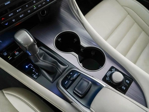 Внедорожник Lexus RX 2019 года, 4089444 рублей, Москва