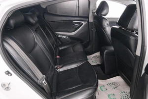 Седан Hyundai Avante 2011 года, 999000 рублей, Красноярск