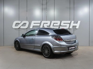 Хетчбэк Opel Astra 2010 года, 564000 рублей, Воронеж