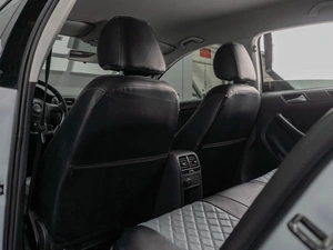 Седан Volkswagen Jetta 2012 года, 969000 рублей, Тюмень