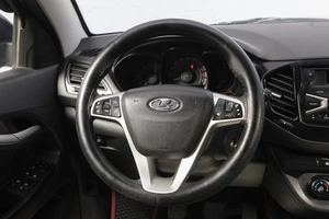 Седан ВАЗ (LADA) Vesta 2018 года, 779000 рублей, Новосибирск