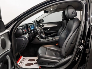 Седан Mercedes-benz E-класс 2018 года, 2650000 рублей, Красноярск