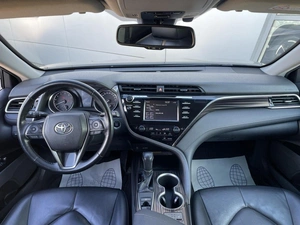 Седан Toyota Camry 2018 года, 2290000 рублей, Ярославль