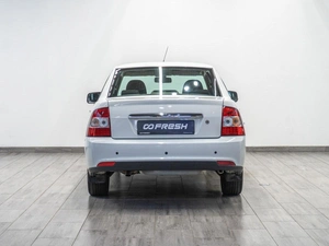 Седан ВАЗ (LADA) Priora 2015 года, 679000 рублей, Саратов