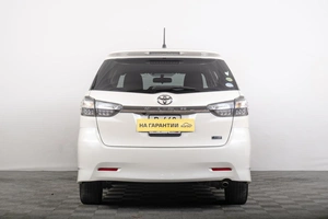 Минивэн Toyota Wish 2012 года, 1369000 рублей, Томск