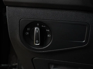 Внедорожник Volkswagen Tiguan 2016 года, 2449000 рублей, Воронеж