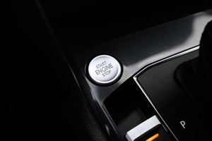 Внедорожник Volkswagen Tiguan 2020 года, 4299000 рублей, Ульяновск
