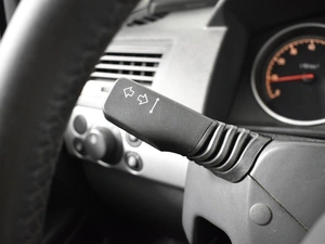 Седан Opel Astra 2011 года, 485200 рублей, Казань