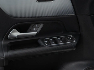 Хетчбэк Mercedes-benz B-класс 2020 года, 2185055 рублей, Москва