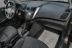 Седан Hyundai Solaris 2016 года, 1219000 рублей, Челябинск