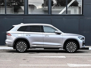 Внедорожник Geely Monjaro 2025 года, 3599000 рублей, Кирилловка