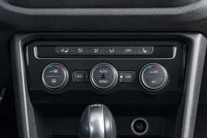 Внедорожник Volkswagen Tiguan 2017 года, 2089000 рублей, Челябинск