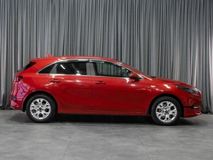 Хетчбэк Kia Ceed 2022 года, 2339000 рублей, Тюмень