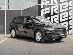 Внедорожник Volkswagen Touareg 2018 года, 4160000 рублей, Краснодар