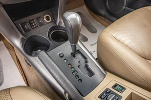 Внедорожник Toyota RAV4 2010 года, 1389000 рублей, Барнаул