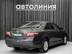 Седан Toyota Camry 2007 года, 900000 рублей, Красноярск