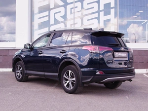 Внедорожник Toyota RAV4 2018 года, 2200000 рублей, Владимир