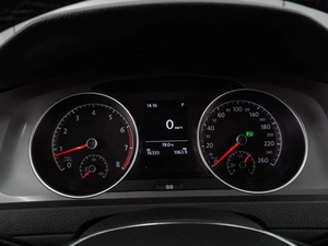 Хетчбэк Volkswagen Golf 2013 года, 1619000 рублей, Воронеж