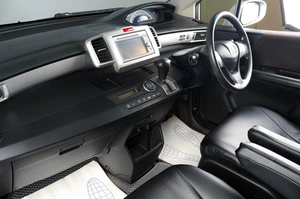 Минивэн Honda Freed 2012 года, 1159000 рублей, Тюмень