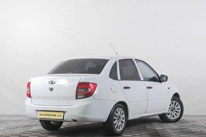 Седан ВАЗ (LADA) Granta 2014 года, 399000 рублей, Кемерово