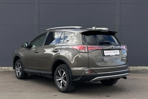 Внедорожник Toyota RAV4 2016 года, 2490000 рублей, Солонцы