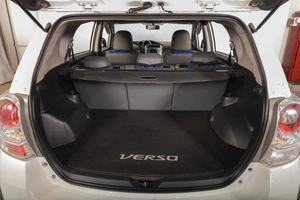 Минивэн Toyota Verso 2012 года, 1249000 рублей, Томск