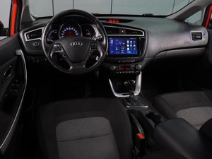 Хетчбэк Kia Ceed 2015 года, 1012000 рублей, Воронеж