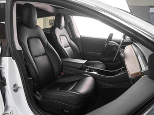 Седан Tesla Model 3 2019 года, 3769000 рублей, Тюмень