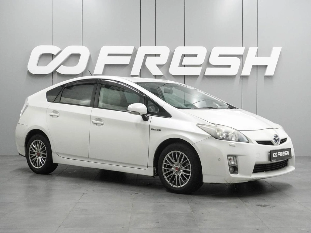 Лифтбек Toyota Prius 2010 года, 909000 рублей, Воронеж
