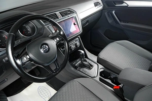 Внедорожник Volkswagen Tiguan 2019 года, 2159000 рублей, Тюмень