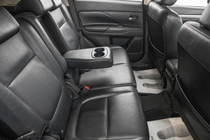 Внедорожник Mitsubishi Outlander 2012 года, 1499000 рублей, Барнаул