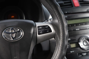 Хетчбэк Toyota Auris 2012 года, 1089000 рублей, Новосибирск