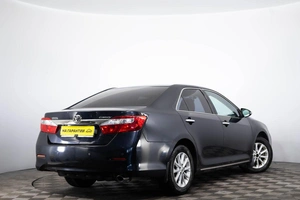 Седан Toyota Camry 2012 года, 1549000 рублей, Пермь