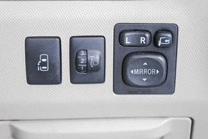 Минивэн Toyota Estima 2011 года, 659000 рублей, Кемерово