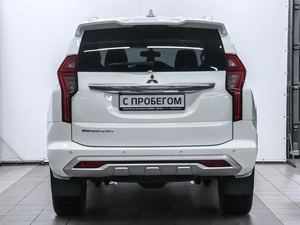 Внедорожник Mitsubishi Montero Sport 2022 года, 4200000 рублей, Красноярск