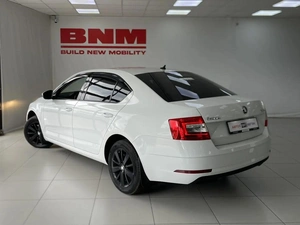 Лифтбек Skoda Octavia 2017 года, 1500000 рублей, Смоленск