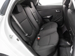 Седан Kia Rio 2015 года, 1043000 рублей, Тюмень