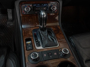 Внедорожник Volkswagen Touareg 2010 года, 1809000 рублей, Ставрополь