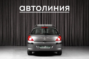 Хетчбэк Peugeot 308 2010 года, 450000 рублей, Красноярск