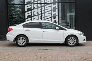 Седан Honda Civic 2012 года, 1199000 рублей, Ульяновск