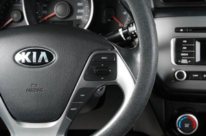 Седан Kia Rio 2015 года, 1149000 рублей, Тюмень