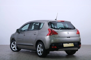 Внедорожник Peugeot 3008 2012 года, 979000 рублей, Омск