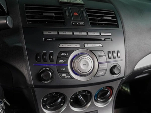 Седан Mazda 3 2010 года, 1189000 рублей, Воронеж
