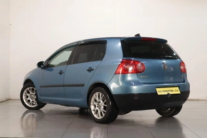 Хетчбэк Volkswagen Golf 2006 года, 619000 рублей, Челябинск