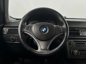 Седан BMW 3 серия 2010 года, 943100 рублей, Казань