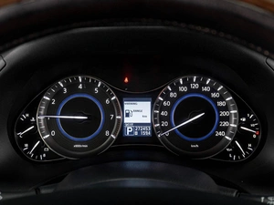 Внедорожник Infiniti QX56 2011 года, 2159000 рублей, Тюмень