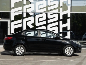 Седан Kia Rio 2011 года, 720000 рублей, Волгоград