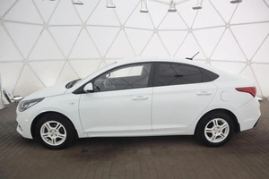 Седан Hyundai Solaris 2018 года, 1310000 рублей, Орёл