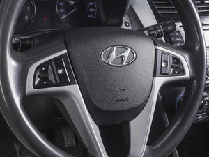 Седан Hyundai Solaris 2013 года, 999000 рублей, Ростов-на-Дону